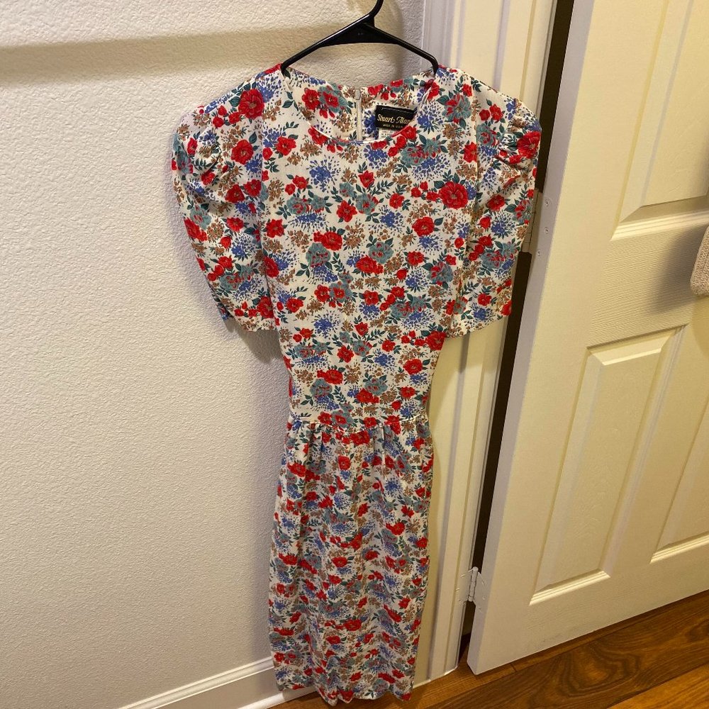 Vintage Cottage Core Floral Dress
